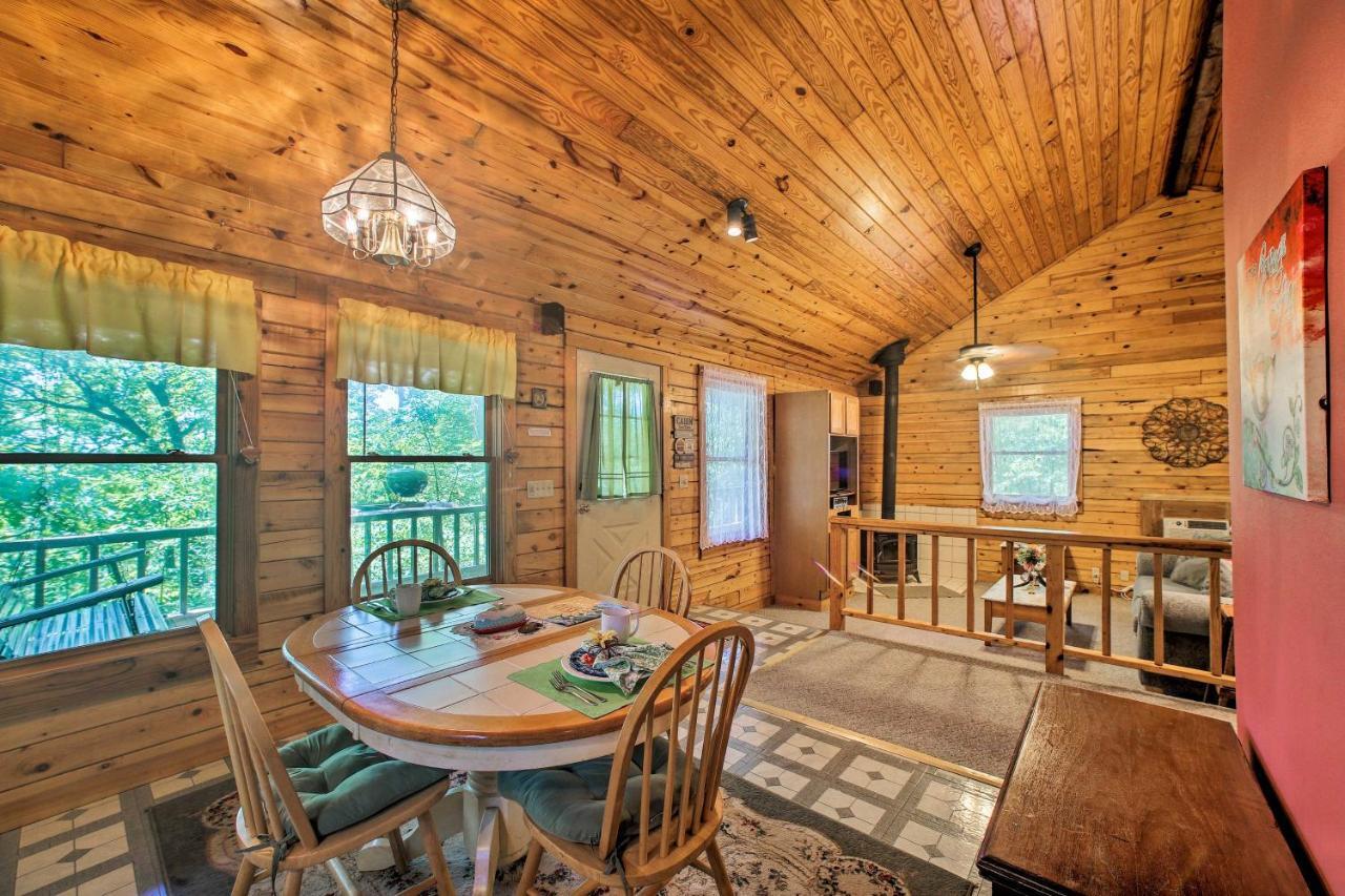 Eureka Springs Studio With Deck, Views And Bbq! Eksteriør billede